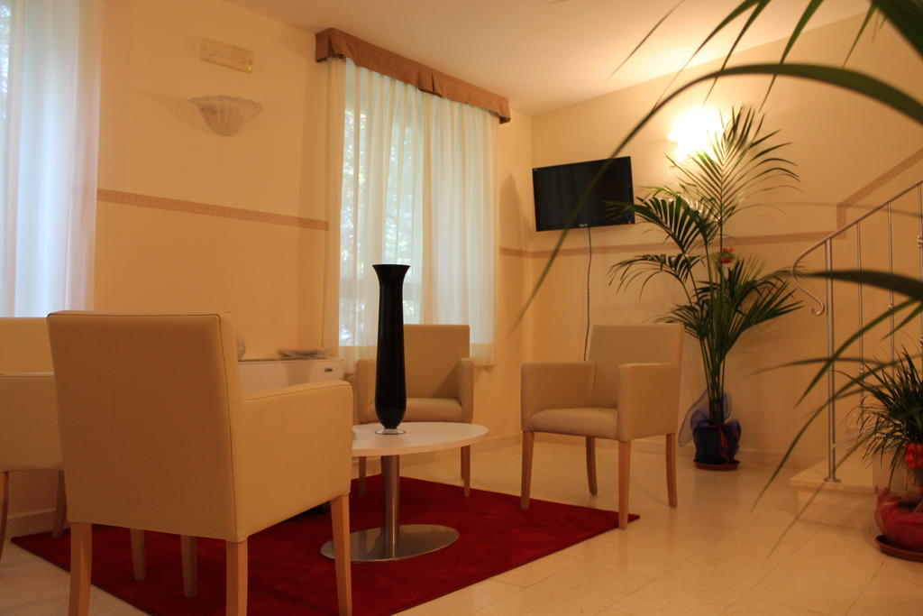 Hotel Ristorante Mariano Stigliano  Zimmer foto